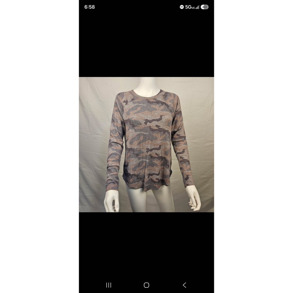 American Eagle Soft & Sexy Plush Camo Long Sleeve Top XS Grey Brown Raglan Hem
